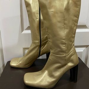 Kenneth Cole womens gold boots size 9.5